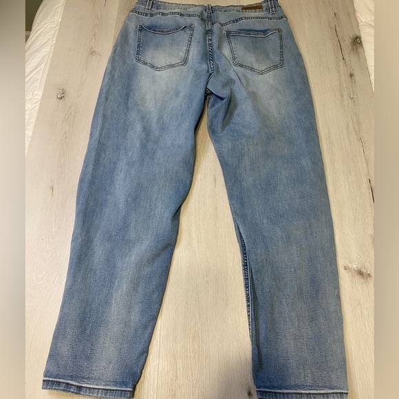 Lost Ink Jeans One Direction Song Titles Embroidered, Light Wash, Size 1X - Picture 2 of 13